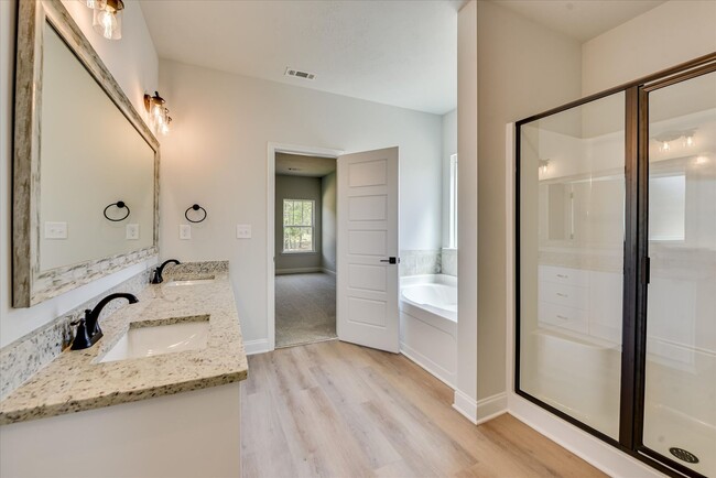 Building Photo - Brand New 5 Bed 3 Bath Near Fort Eisenhower!!