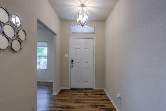Building Photo - 5141 Grayson Ridge Dr