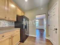 Building Photo - 174 Largess Ln