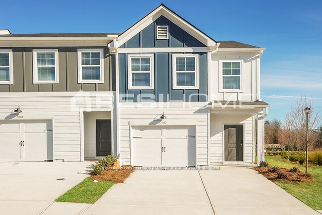 Building Photo - 3024 Haystack Dr