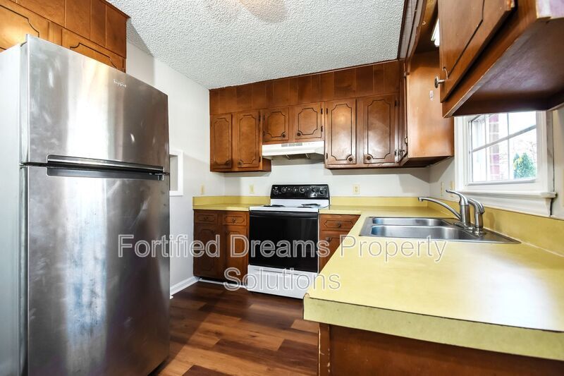 Building Photo - 4118 Causey St