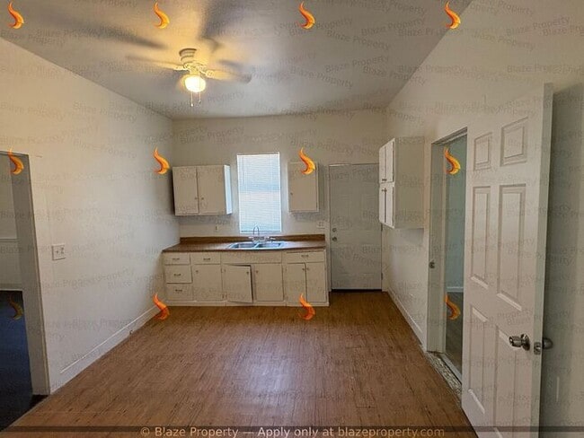 Building Photo - Now Leasing! Shotgun-Style 2 Bed | 1 Bath ...