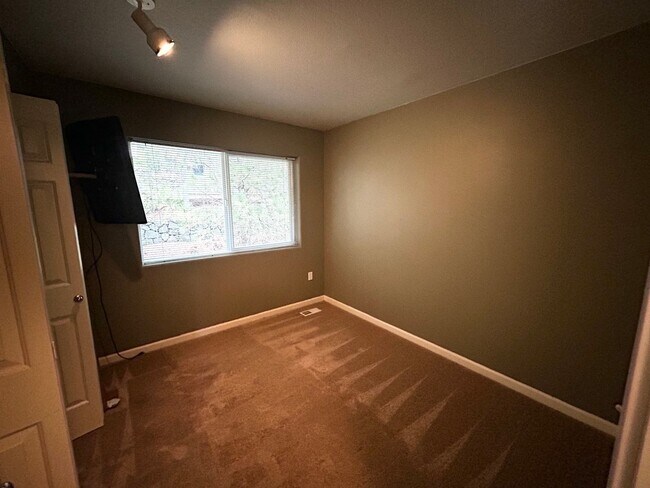 Building Photo - 8720 SW 147th Terrace