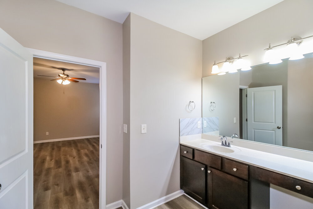 Building Photo - 3482 Sandstone Trail SE