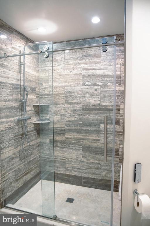 Building Photo - 1147 N 4th St