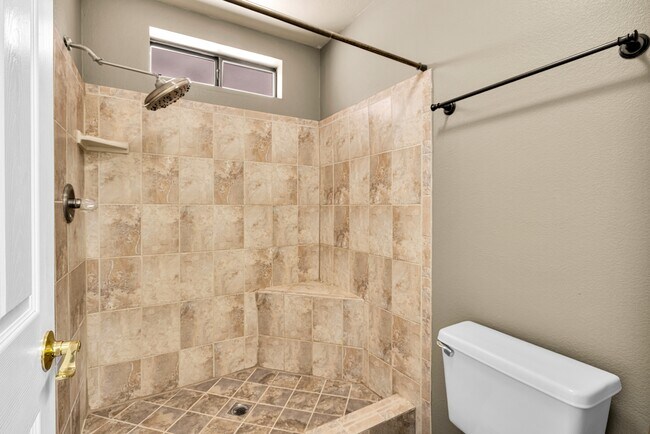 Building Photo - 57815 Desert Gold Dr
