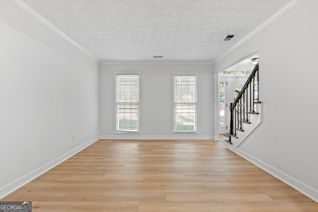 Building Photo - 100 Kimmer Rd