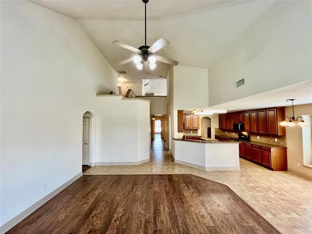 Building Photo - 1005 Tallahassee Dr