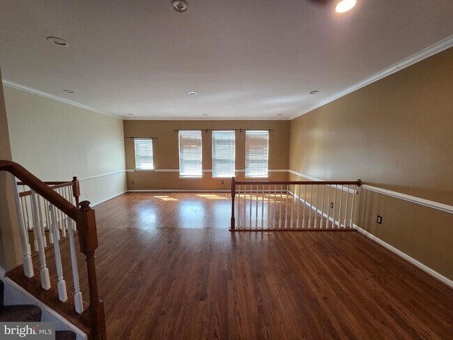 Building Photo - 344 Woodstream Blvd