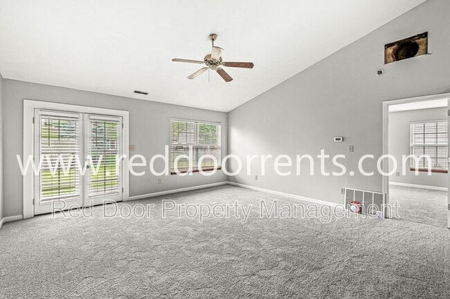 Building Photo - 10051 Long Meadow Dr