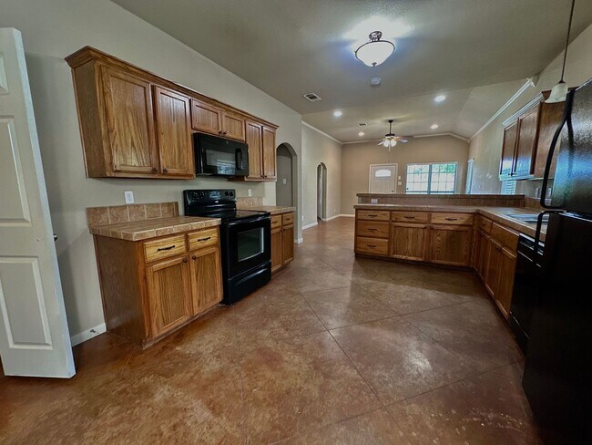 Building Photo - Charming 4/3 House Near Baylor!