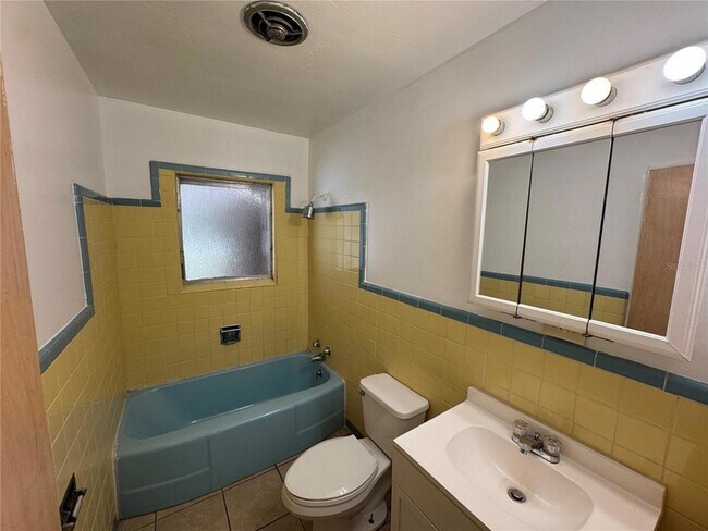 Building Photo - 25 E Street Unit