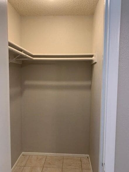 Building Photo - 7016 York Ave