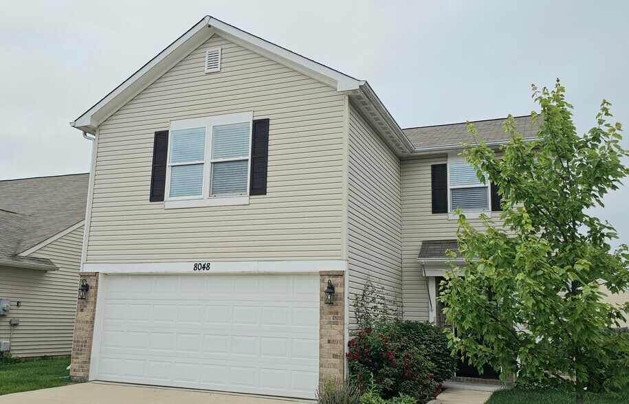 Primary Photo - 8048 Grove Berry Dr
