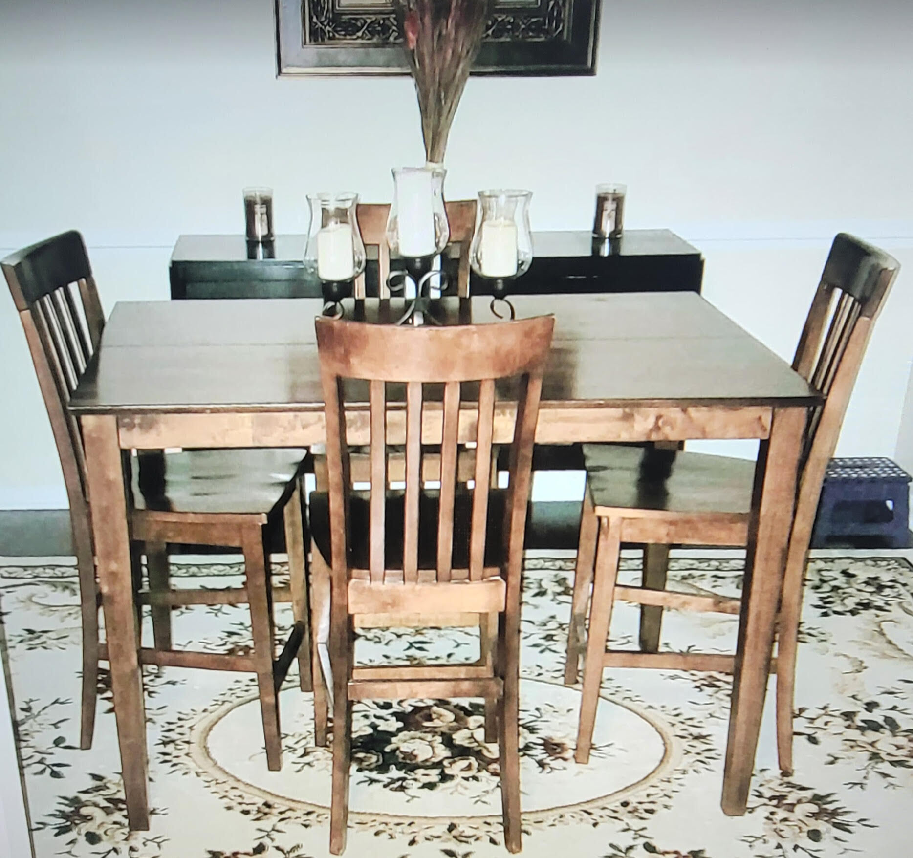 DINING ROOM AREA - 900 Yi Dr