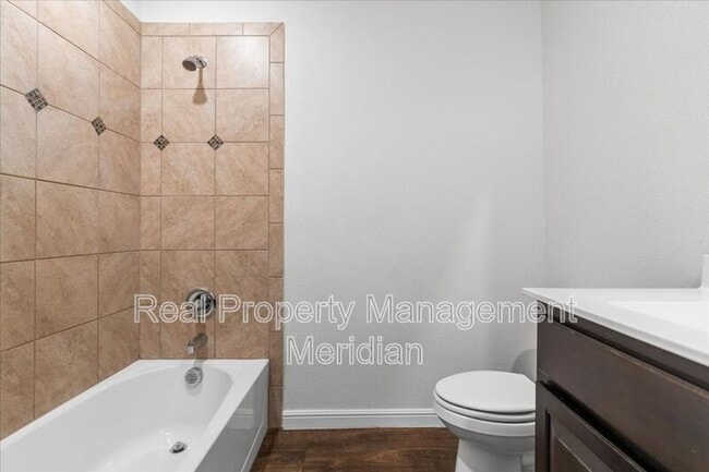 Building Photo - 1125 Ferncliff Dr
