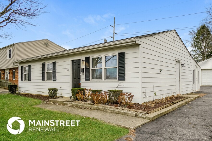 Building Photo - 2920 Gentry Ln