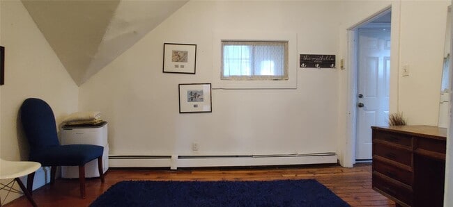 Building Photo - 335 Grand St