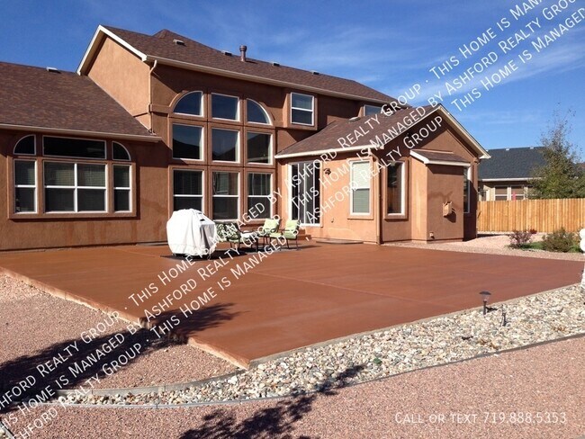 Building Photo - 6015 Wild Bill Way