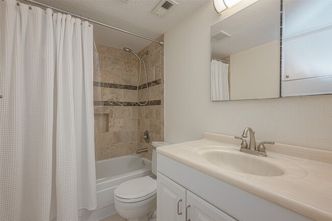 Building Photo - 2350 Bering Dr