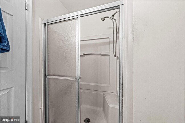 Building Photo - 656 Covington Ct