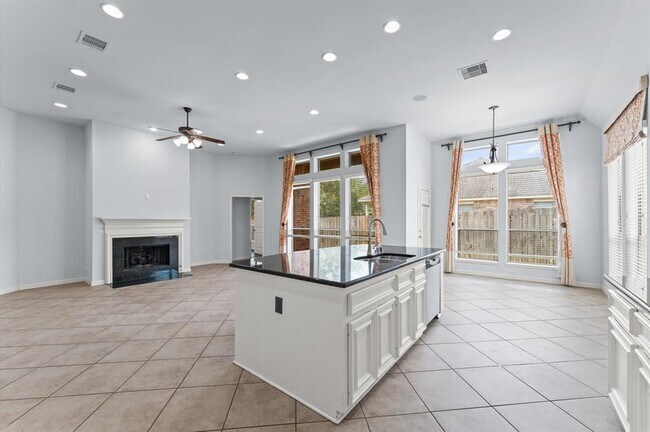 Building Photo - 5230 Pebble Bluff Ln