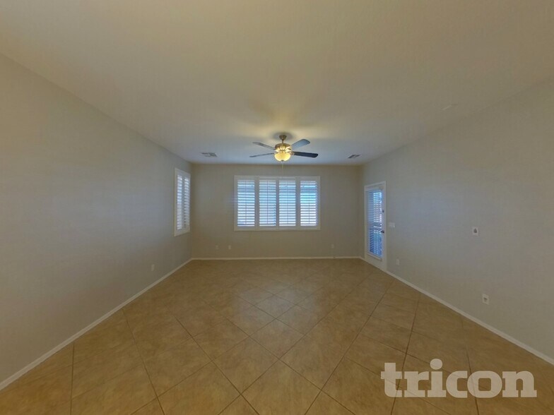 Building Photo - 19494 N San Marin St