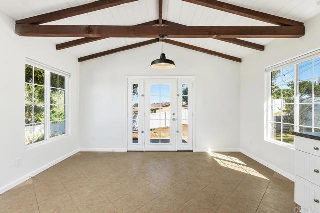 Building Photo - 835 Barsby St