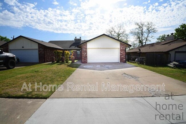 Building Photo - 4613 S 72nd E Pl