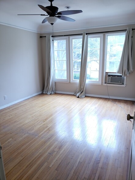 Building Photo - 9199 W 3rd St