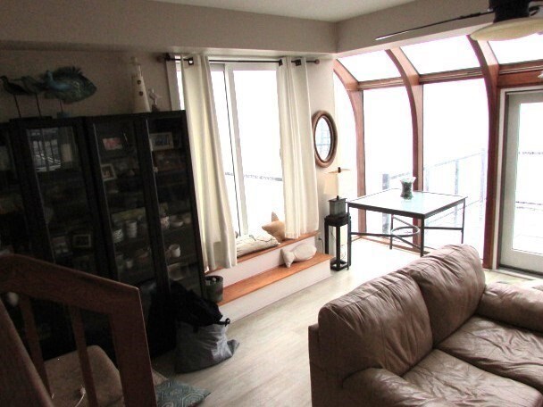 Building Photo - 54 Oceanside Dr