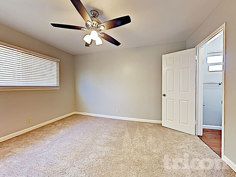 Building Photo - 2306 Tennent Ct