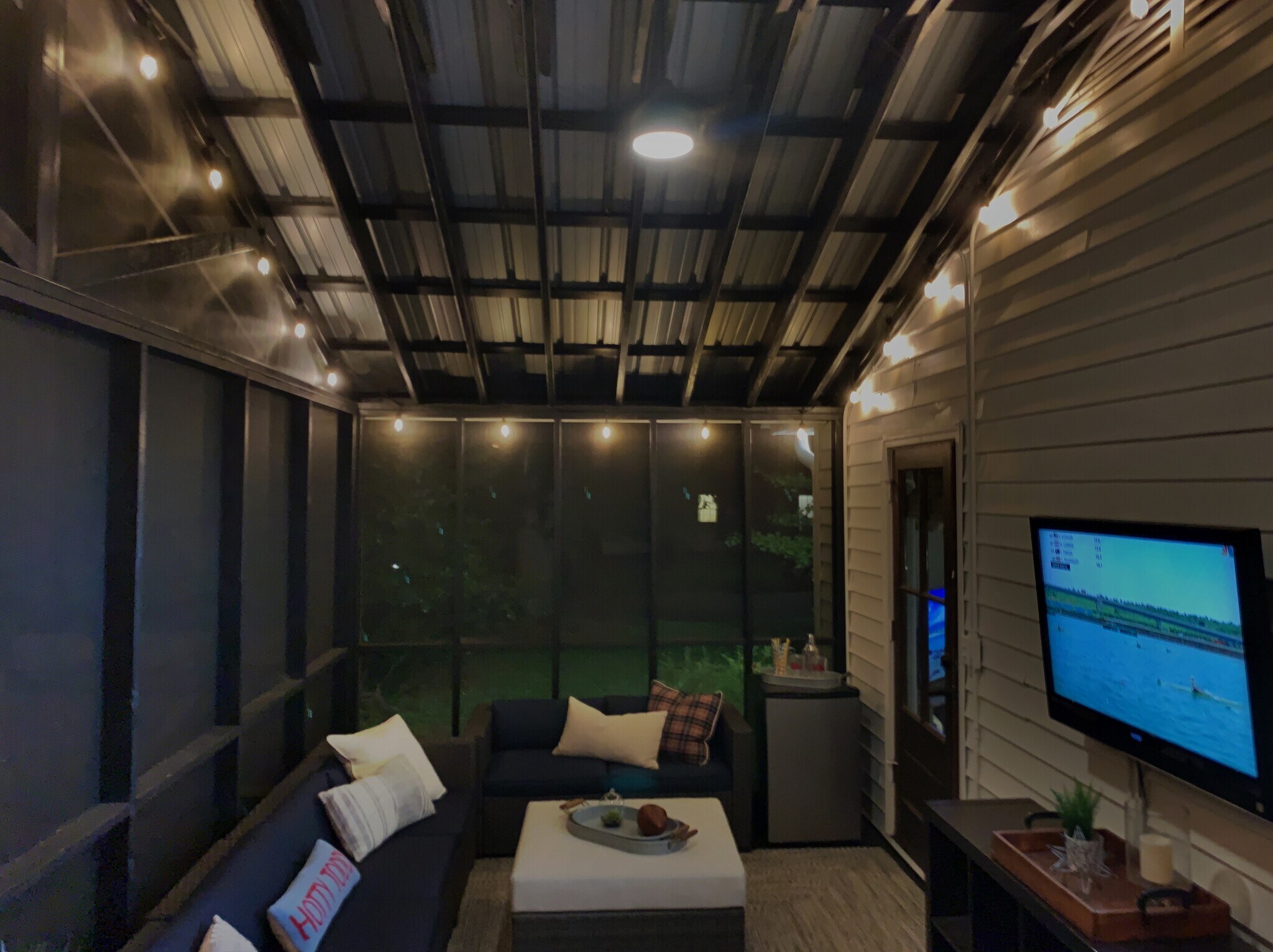 Building Photo - 1609 Pierce Avenue Ext