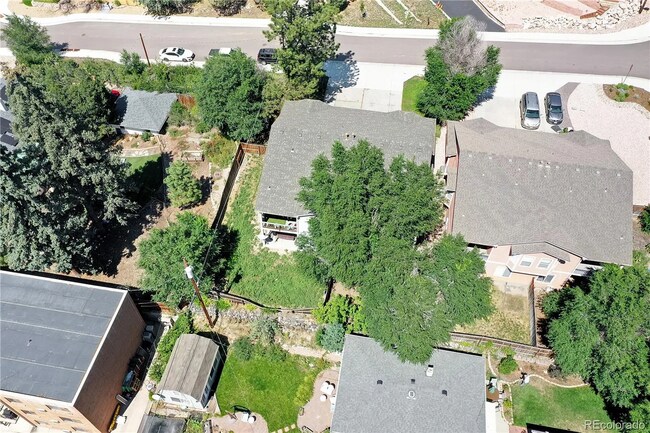 Building Photo - 3 bed / 2.5 bath duplex in Castle Rock!! -18 month lease preferred