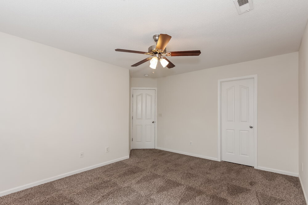 Building Photo - 6846 Squirrels Foot Ct