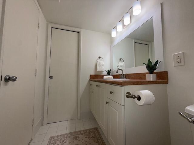 Building Photo - 2025 Lavers Cir