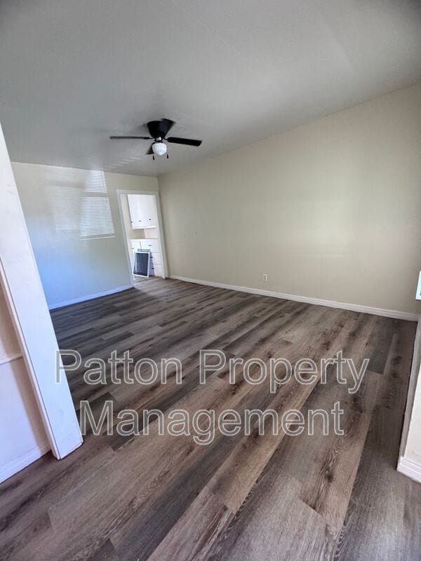 Building Photo - 109 S Palo Duro St