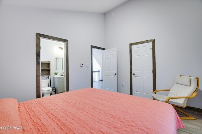 Building Photo - 1121 Cobblewood Rd