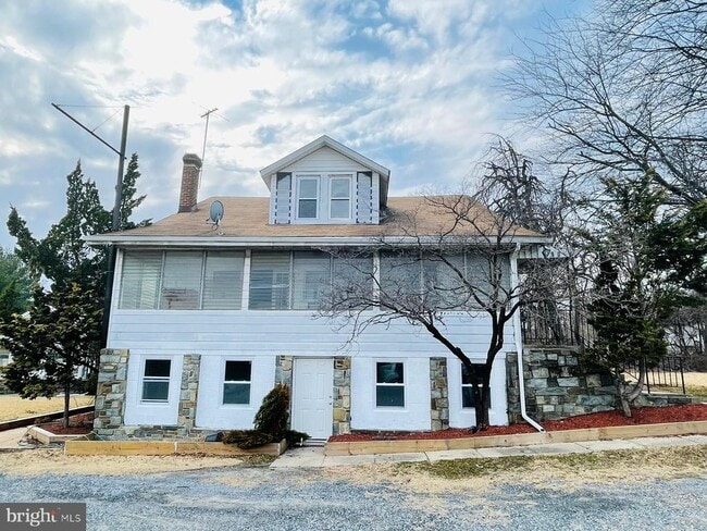 Building Photo - 9066 Baltimore Ave