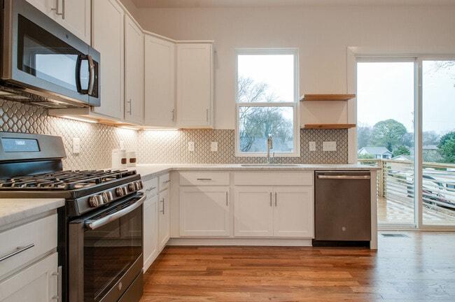 Building Photo - 3107 Mc Combs Ave