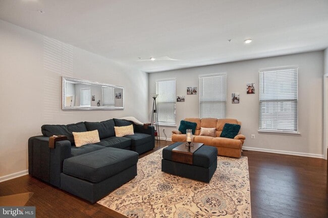 Building Photo - 7843 Otterbein Way