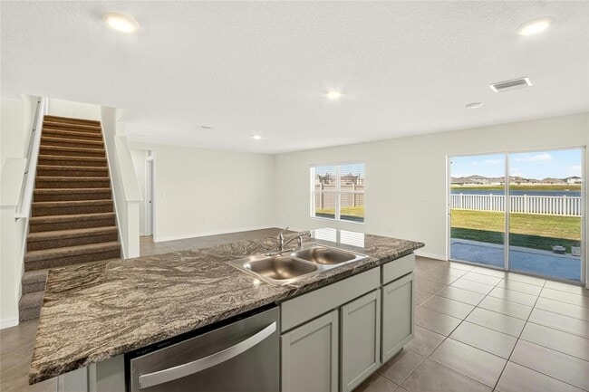 Building Photo - 3288 Silver Date Dr