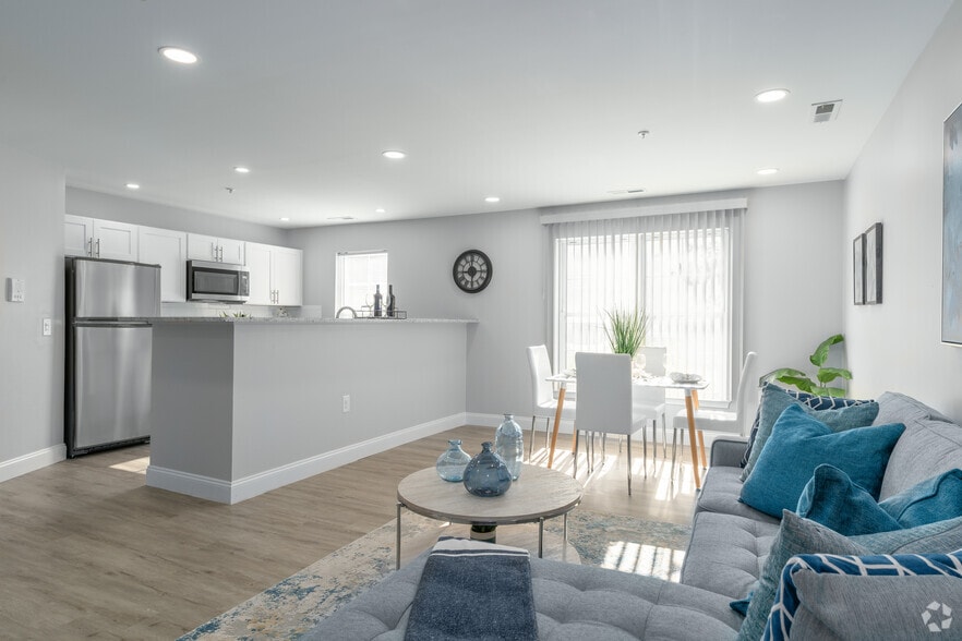 Primary Photo - Liberty Park Apartments
