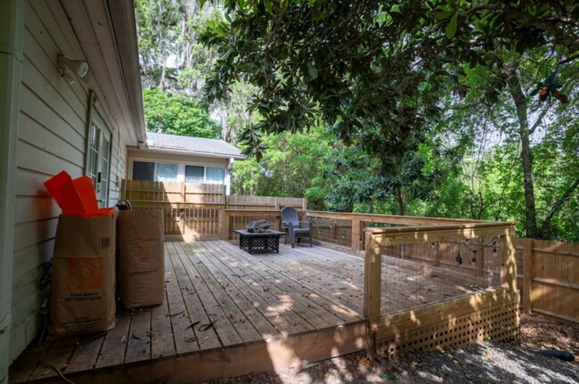 Building Photo - 3428 Daylily Ln