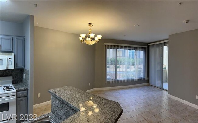 Building Photo - 2 bed&2 bath&1 car garage for rent $1650