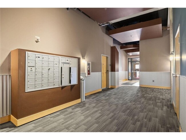 Building Photo - 918 N 3rd St