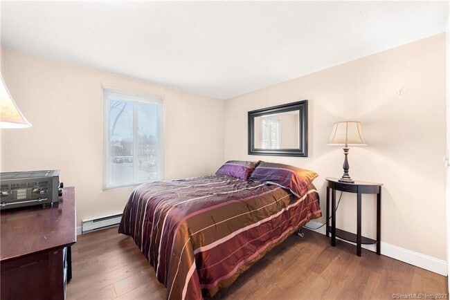 Building Photo - 34 Cinnamon Spring