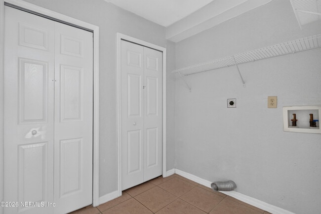 Building Photo - 442 Ameca Ave