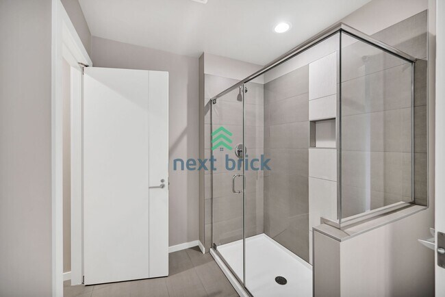 Building Photo - Stunning 4-Bed, 2.75-Bath Single-Family Home Ready for Rent!