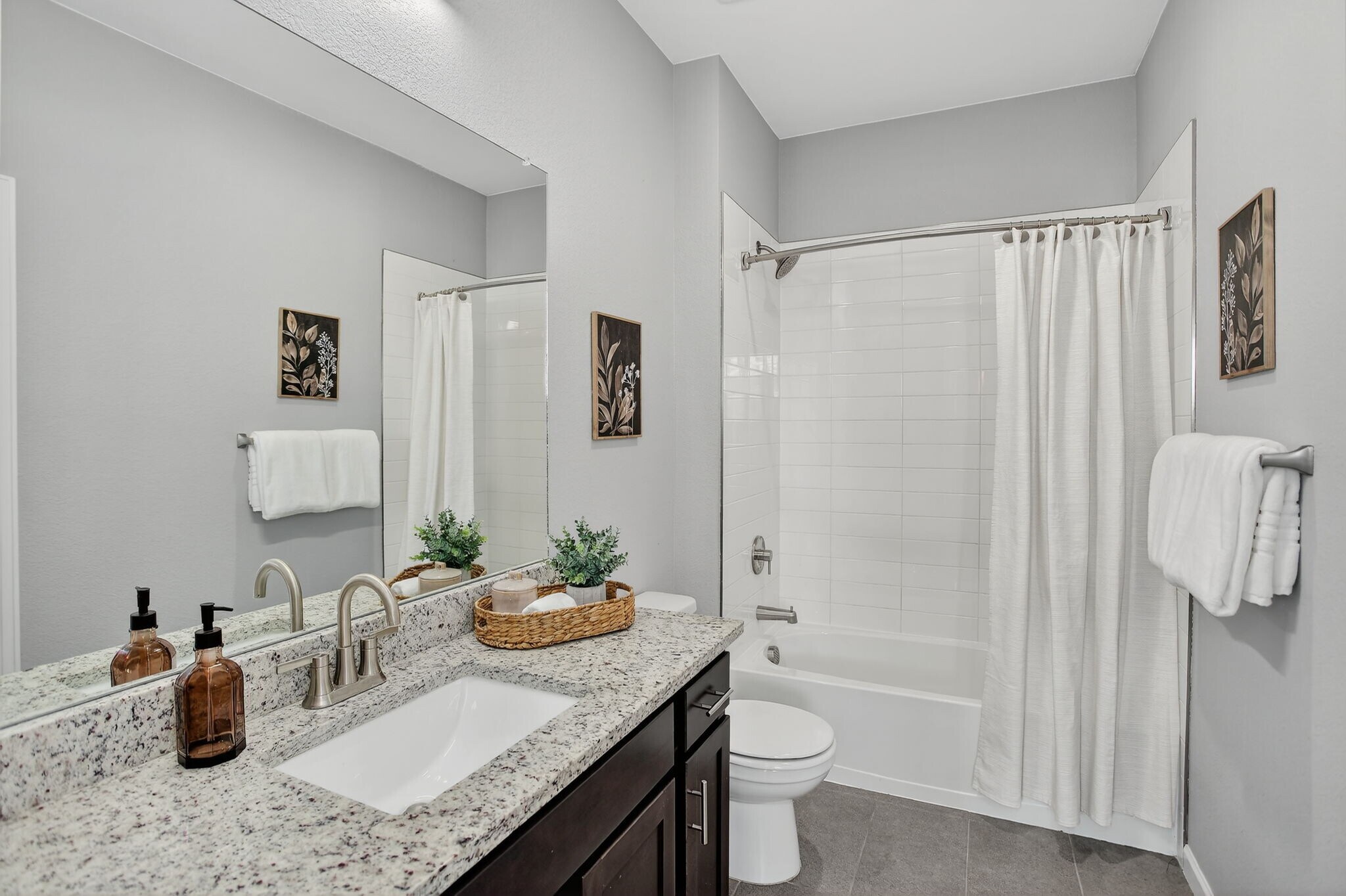 Upstairs Bathroom - 5290 E 64th Ave